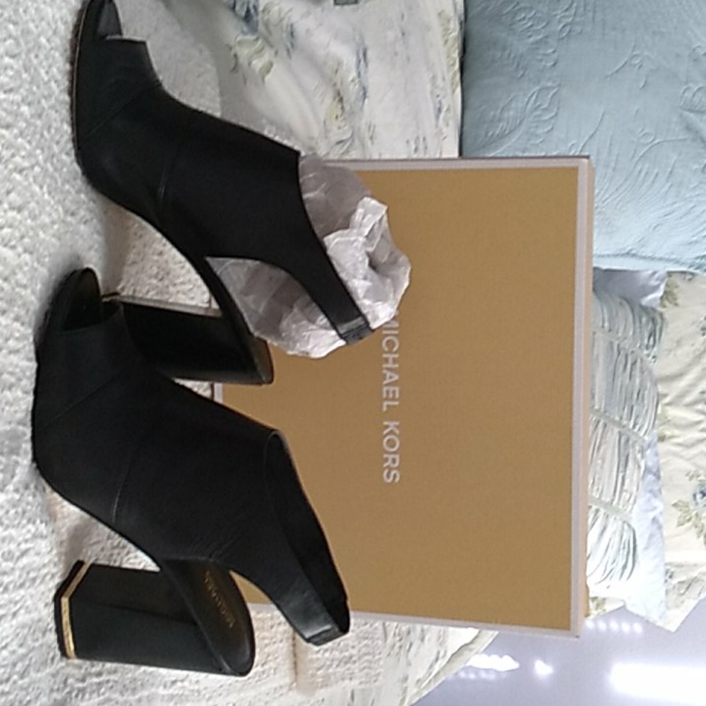 Michael Kors women's shoes